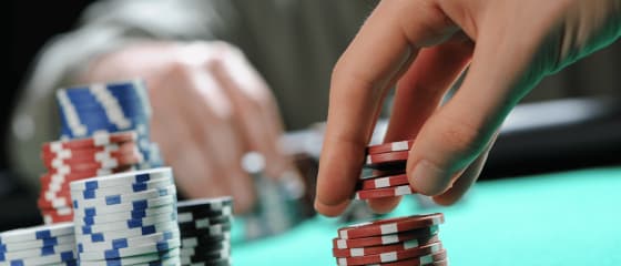 Texas Holdem vs. Omaha Poker: ¿Cuál es la diferencia?
